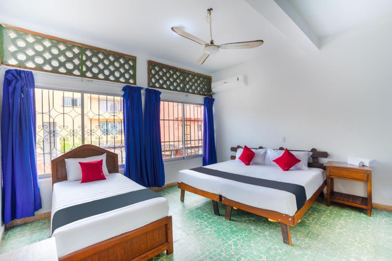 זיהואטנחו Hotel Adelita מראה חיצוני תמונה