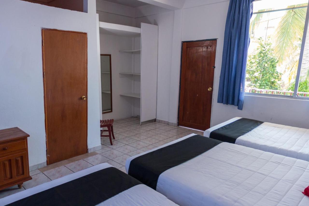 זיהואטנחו Hotel Adelita מראה חיצוני תמונה