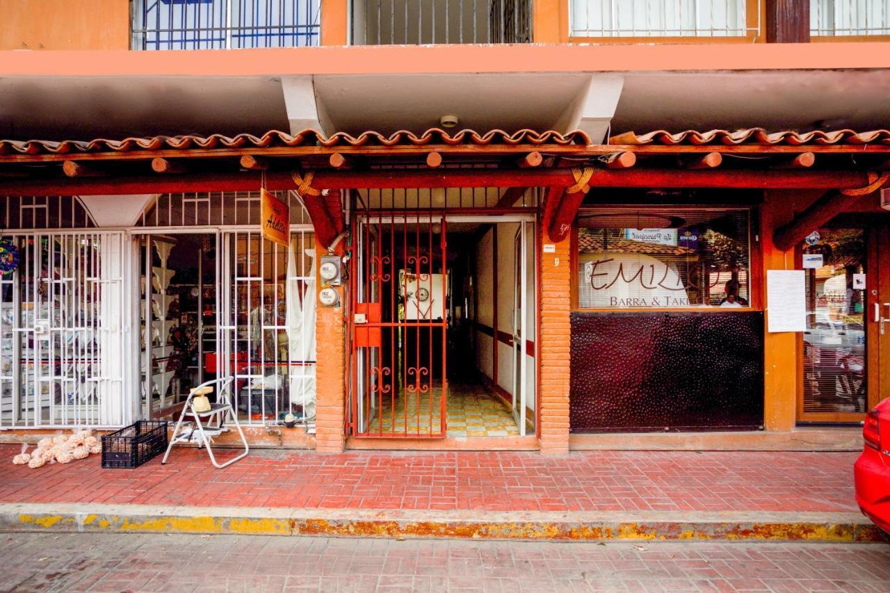 זיהואטנחו Hotel Adelita מראה חיצוני תמונה