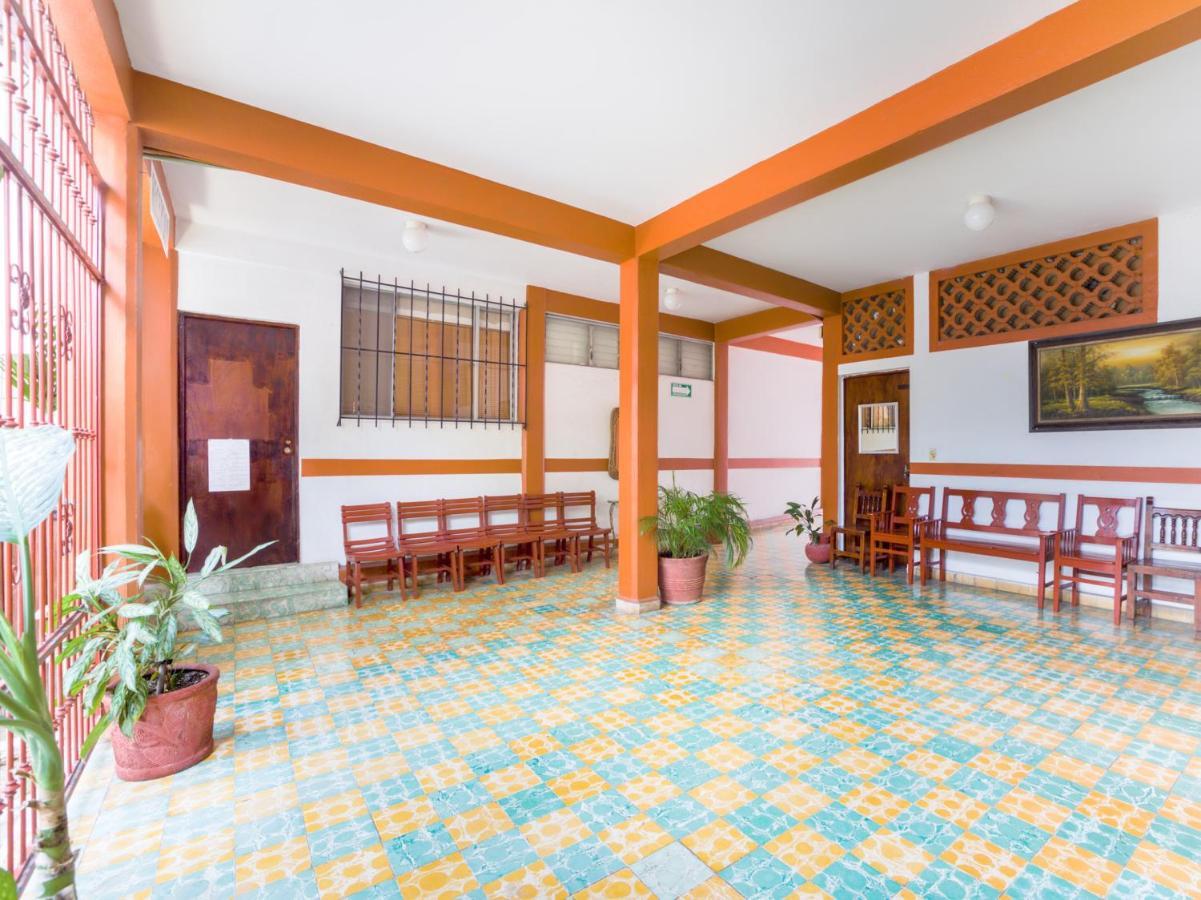 זיהואטנחו Hotel Adelita מראה חיצוני תמונה